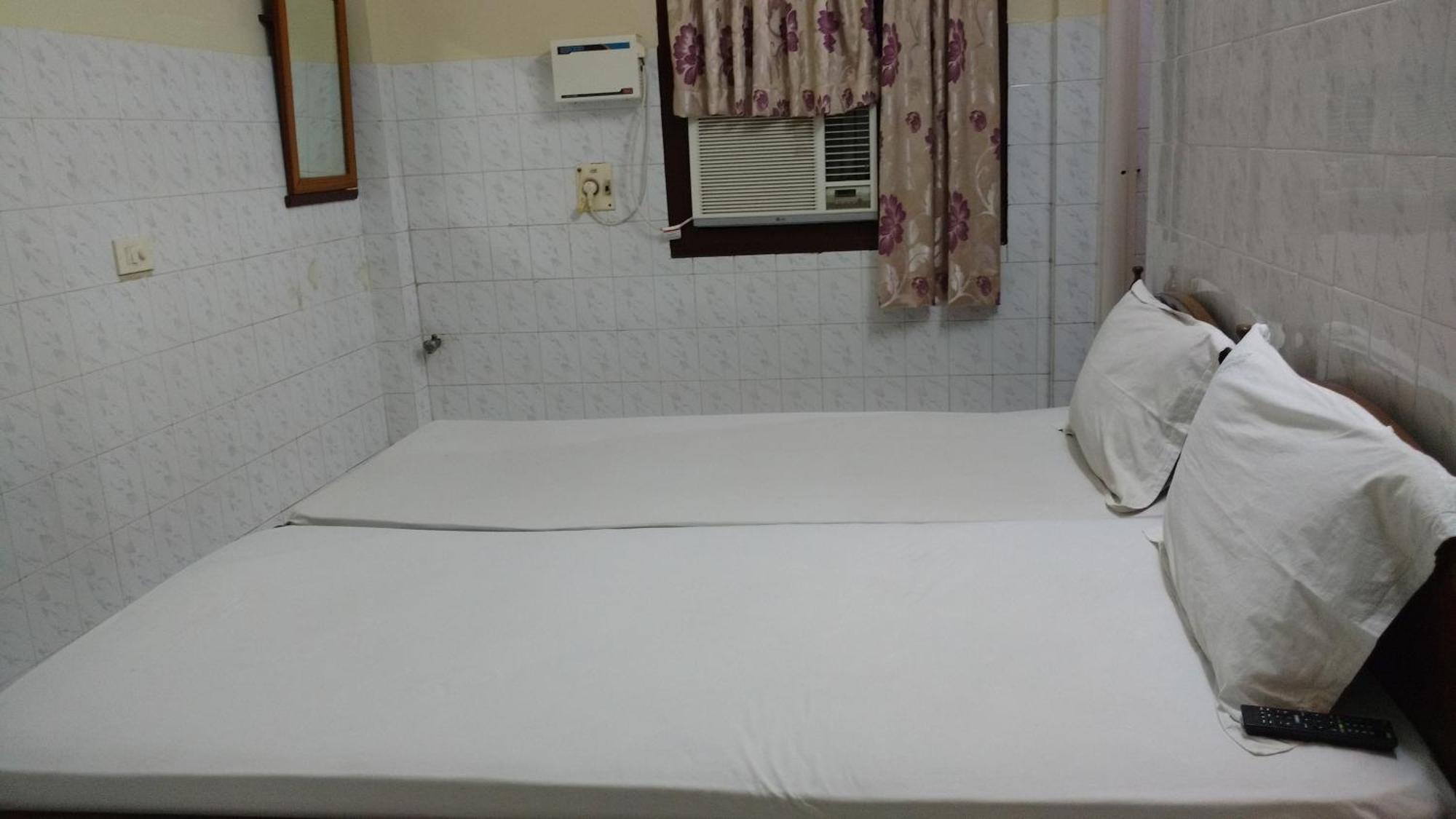 Thangam Balaji Guest House -Near Us Consulate Chennai Zewnętrze zdjęcie